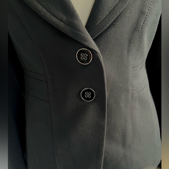 White House Black Market Two Button Blazer - Picture 2 of 10